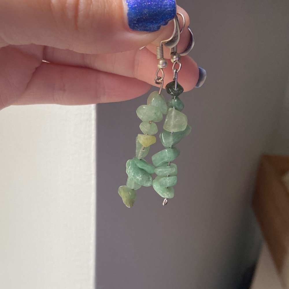 Green crystal earrings 🪄